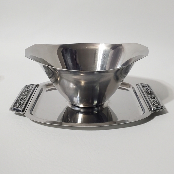 Vintage Miranda Stainless Steel Gravy Boat with Attached Plate 1970s - Picture 4 of 8